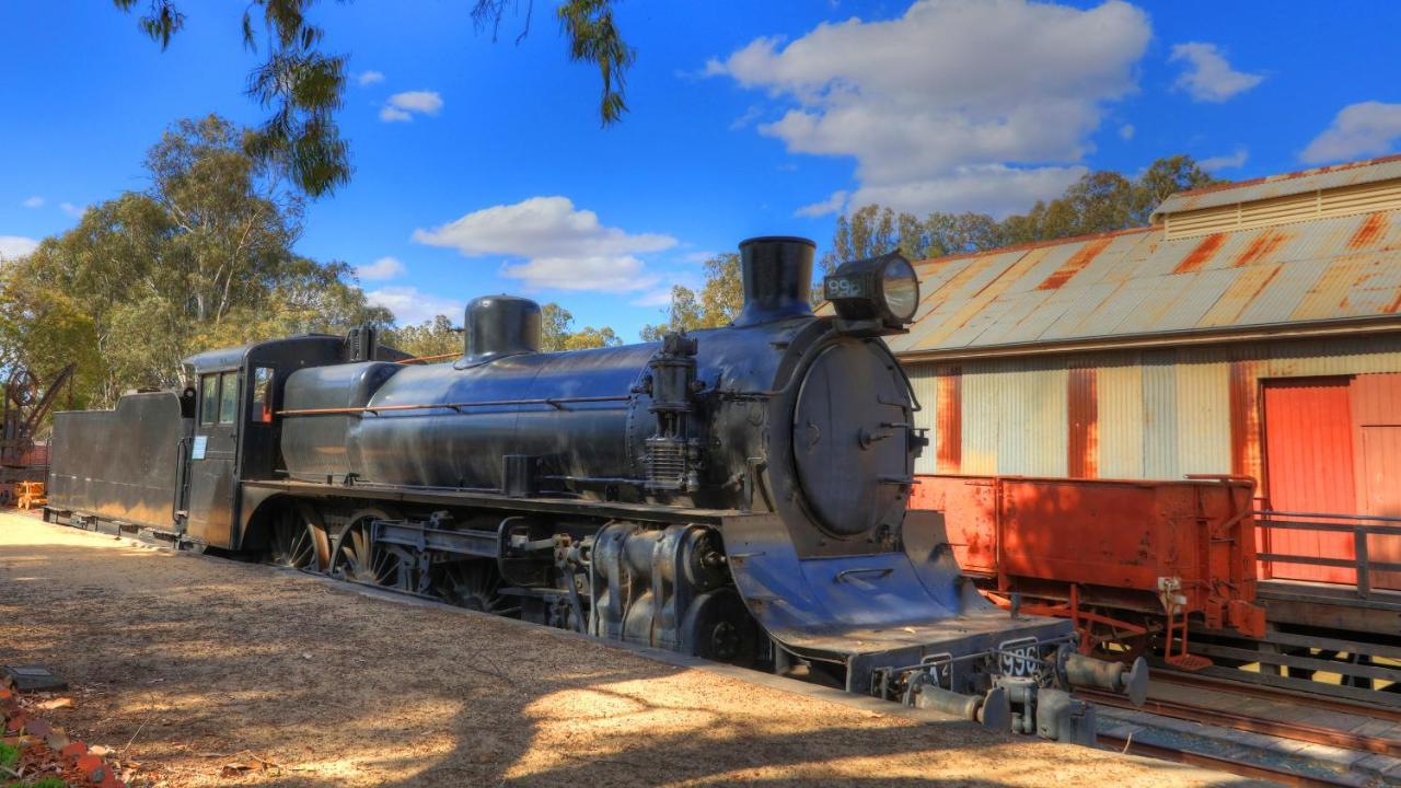 Moama Central Motel Эчука Экстерьер фото