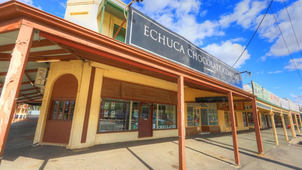 Moama Central Motel Эчука Экстерьер фото